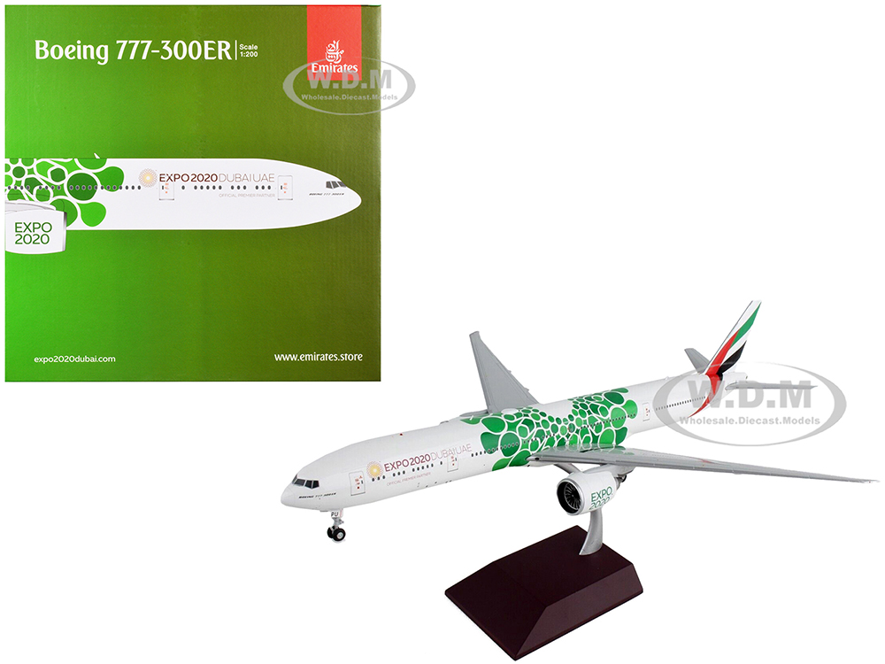 Boeing 777-300ER Commercial Aircraft Emirates Airlines - Dubai Expo 2020 White with Green Graphics Gemini 200 Series 1/200 Diecast Model Airplane by GeminiJets