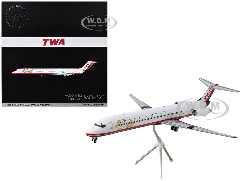 McDonnell Douglas MD-82 Commercial Aircraft Trans World Airlines (N960TW) White with Red Stripes Gemini 200 Series 1/200 Diecast Model Airplane by GeminiJets