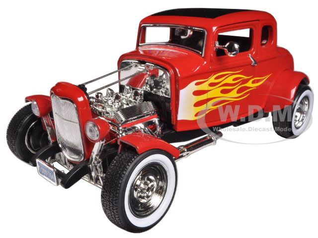 1932 Ford Hot Rod Red With Flames Limited Edition / Platinum Collection 1/18 Diecast Model Car By Motormax