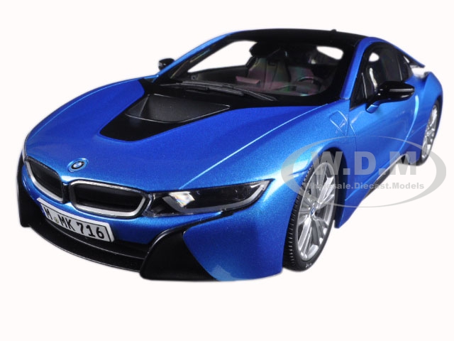 Bmw I8 Protonic Blue And Frozen Grey 1/18 Diecast Model Car By Paragon