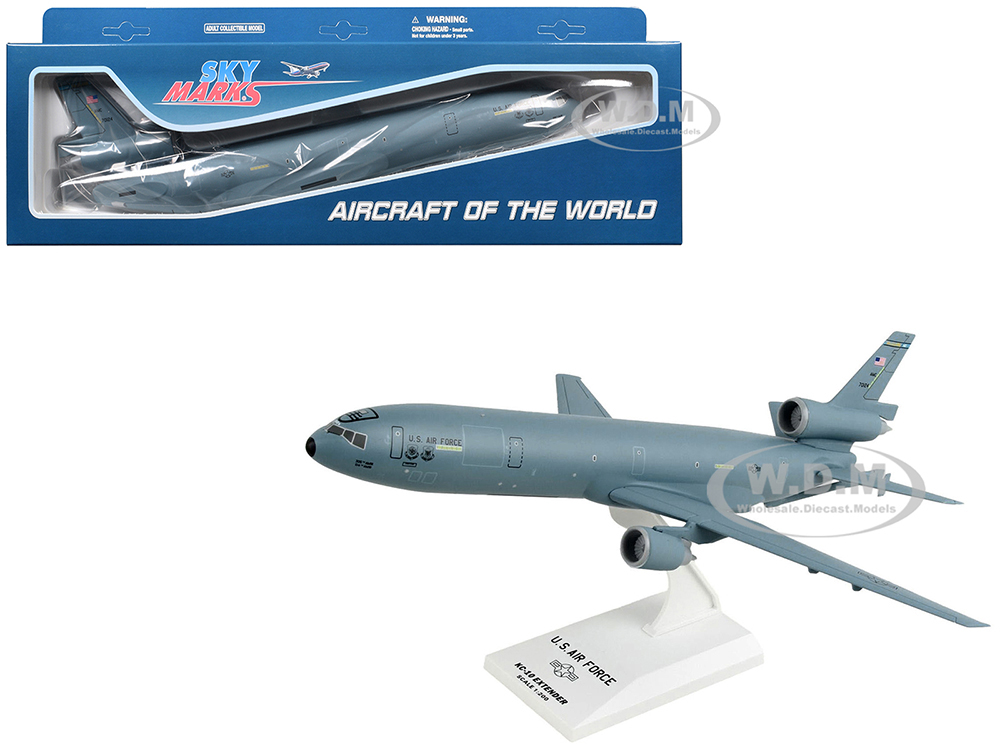 McDonnell Douglas KC-10 Transport Aircraft "United States Air Force" (70124) Blue Gray (Snap-Fit) 1/200 Plastic Model by Skymarks