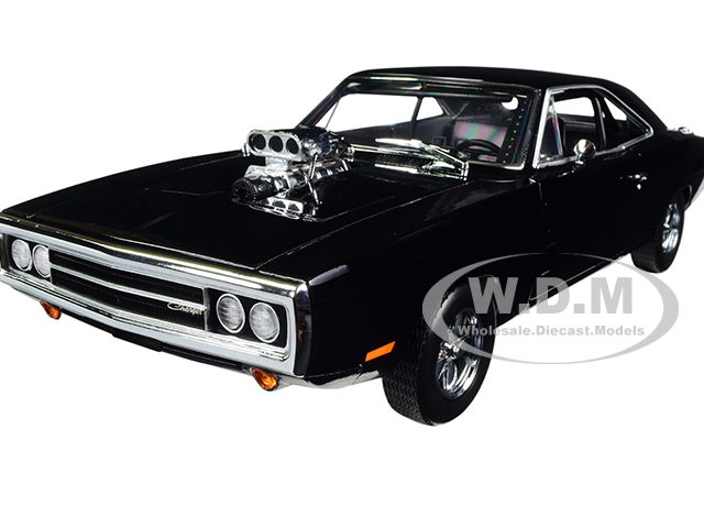 Doms 1970 Dodge Charger "the Fast And The Furious" (2001) Movie Artisan Collection 1/18 Diecast Model Car By Greenlight