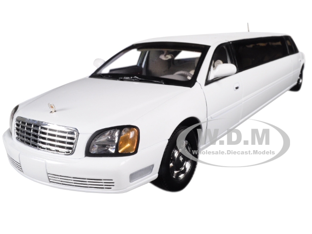 2004 Cadillac Deville Limousine White 1/18 Diecast Model Car By Sunstar