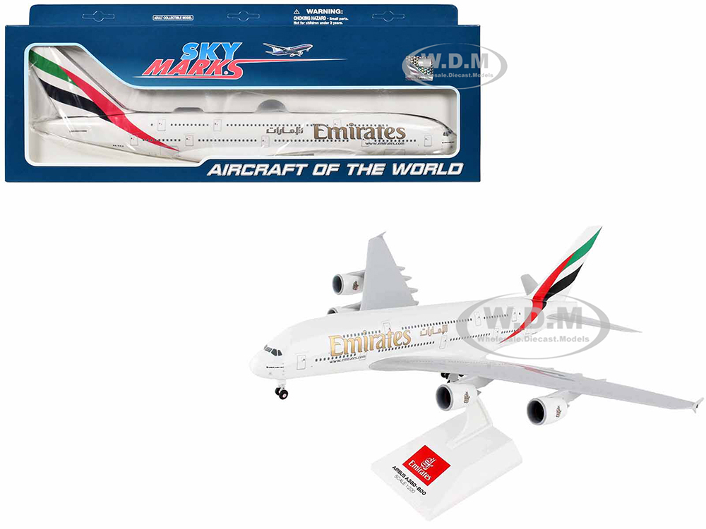 Airbus A380-800 Commercial Aircraft with Landing Gear Emirates Airlines (A6-EEA) White with Tail Graphics (Old Livery) (Snap-Fit) 1/200 Plastic Model by Skymarks