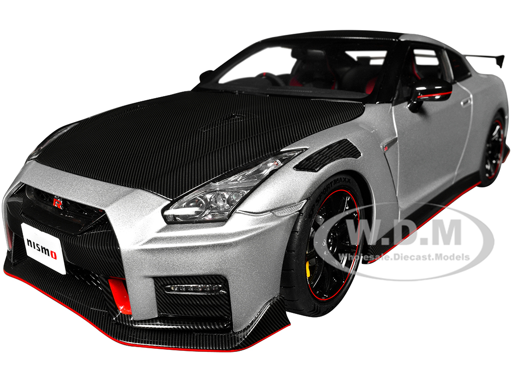 2022 Nissan GT-R (R35) Nismo Special Edition RHD (Right Hand Drive) Ultimate Metal Silver with Carbon Hood and Top 1/18 Model Car by Autoart