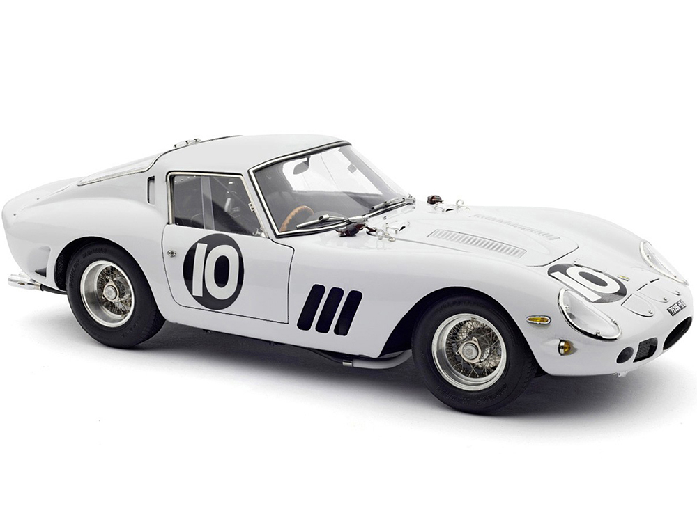 Ferrari 250 GTO #10 Graham Hill 2nd Place Tourist Trophy - Goodwood (1962) Limited Edition to 2200 pieces Worldwide 1/18 Diecast Model Car by CMC