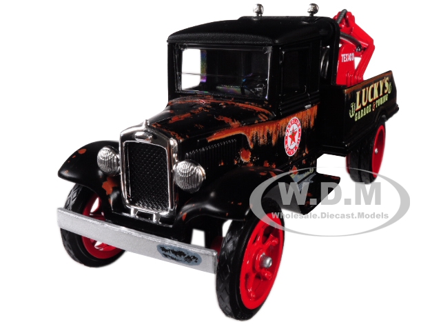 1931 Hawkeye Texaco Tow Truck Luckys Garage & Towing Unrestored 8th in the Series U.S.A. Series Utility Service Advertising 1/34 Diecast Model by Auto World