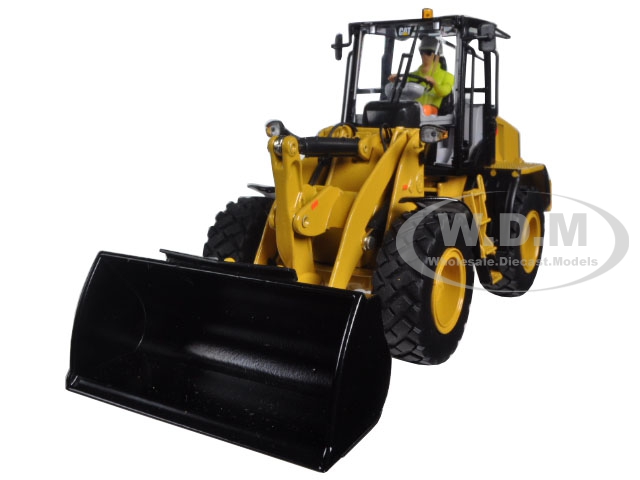 Cat Caterpillar 910k Wheel Loader With Operator "high Line Series" 1/32 Diecast Model By Diecast Masters