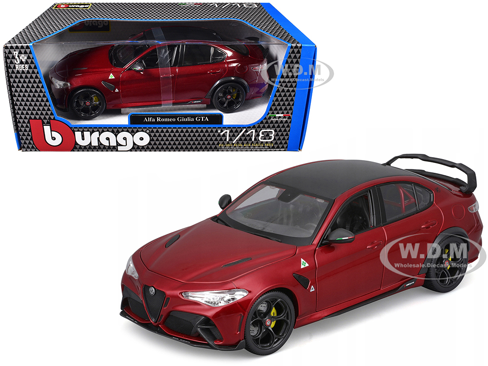 Alfa Romeo Giulia GTA Red Metallic with Carbon Top 1/18 Diecast Model Car by Bburago