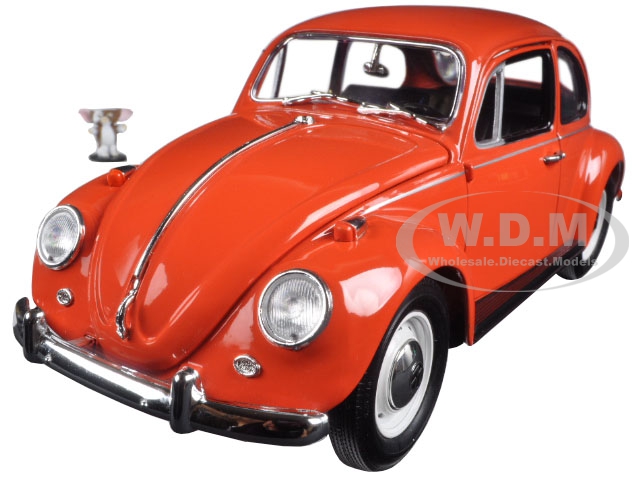 1967 Volkswagen Beetle Gremlins Movie (1984) With Gizmo Figure 1/18 Diecast Model Car By Greenlight
