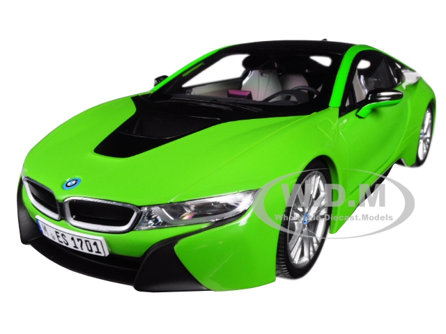 Bmw I8 Java Green With Black Top 1/18 Diecast Model Car By Paragon