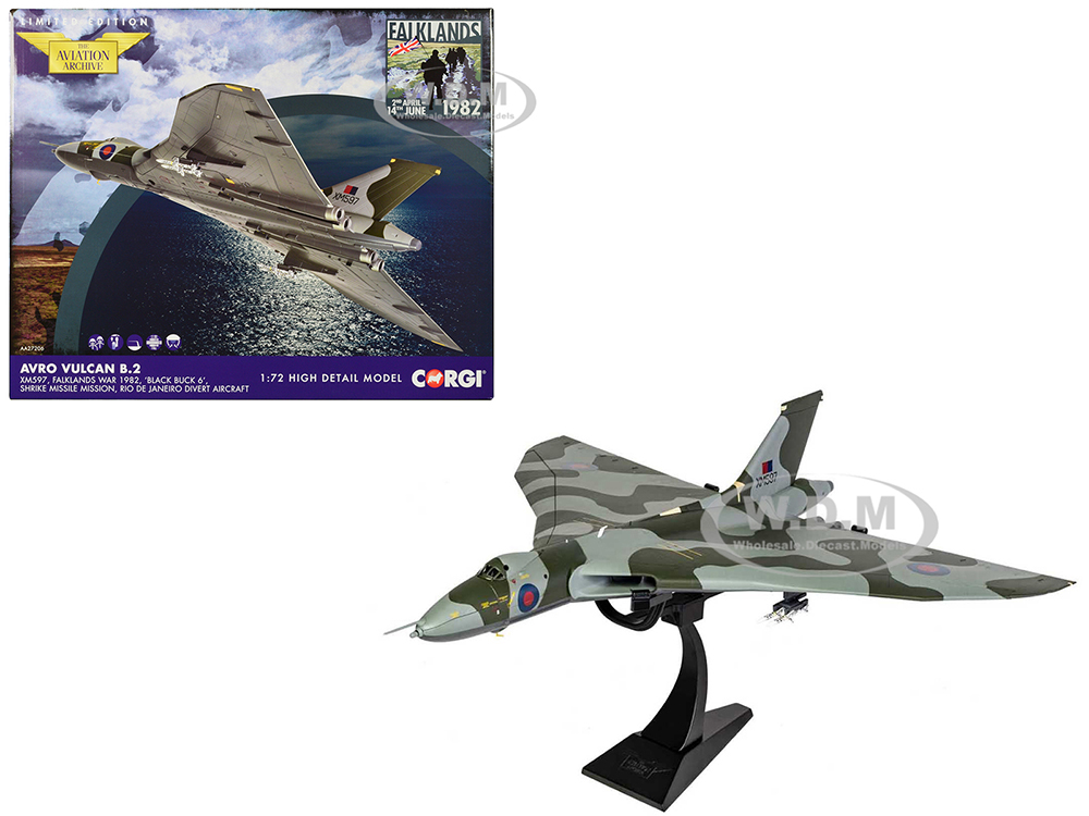 Avro Vulcan B2 Bomber Aircraft XM597 Black Buck 6 Shrike Missile Mission Rio de Janeiro Divert Aircraft Falklands War (1982) British Royal Air Force The Aviation Archive Series 1/72 Diecast Model by Corgi