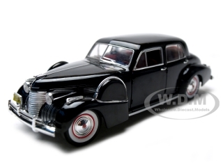 1940 Cadillac Fleetwood Sixty Special Black 1/32 Diecast Car Model By Signature Models