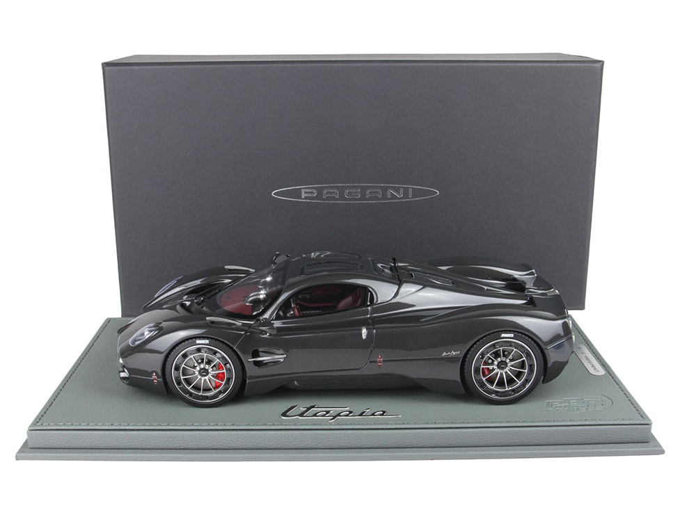 Pagani Utopia Full Carbon Fibre with DISPLAY CASE Limited Edition to 99 pieces Worldwide 1/18 Model Car by BBR