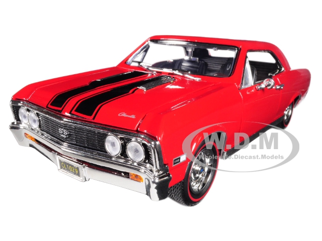 1967 Chevrolet Chevelle Ss 396 Red With Black Stripes 1/18 Diecast Model Car By Motormax